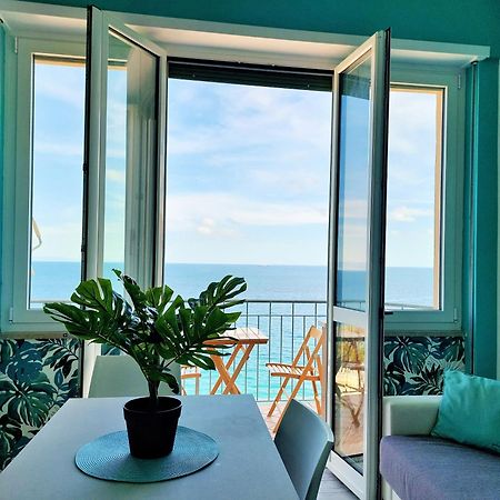 Una Finestra Sul Mare Home 1 Берджеджи Экстерьер фото