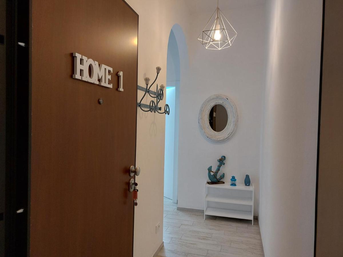 Una Finestra Sul Mare Home 1 Берджеджи Экстерьер фото