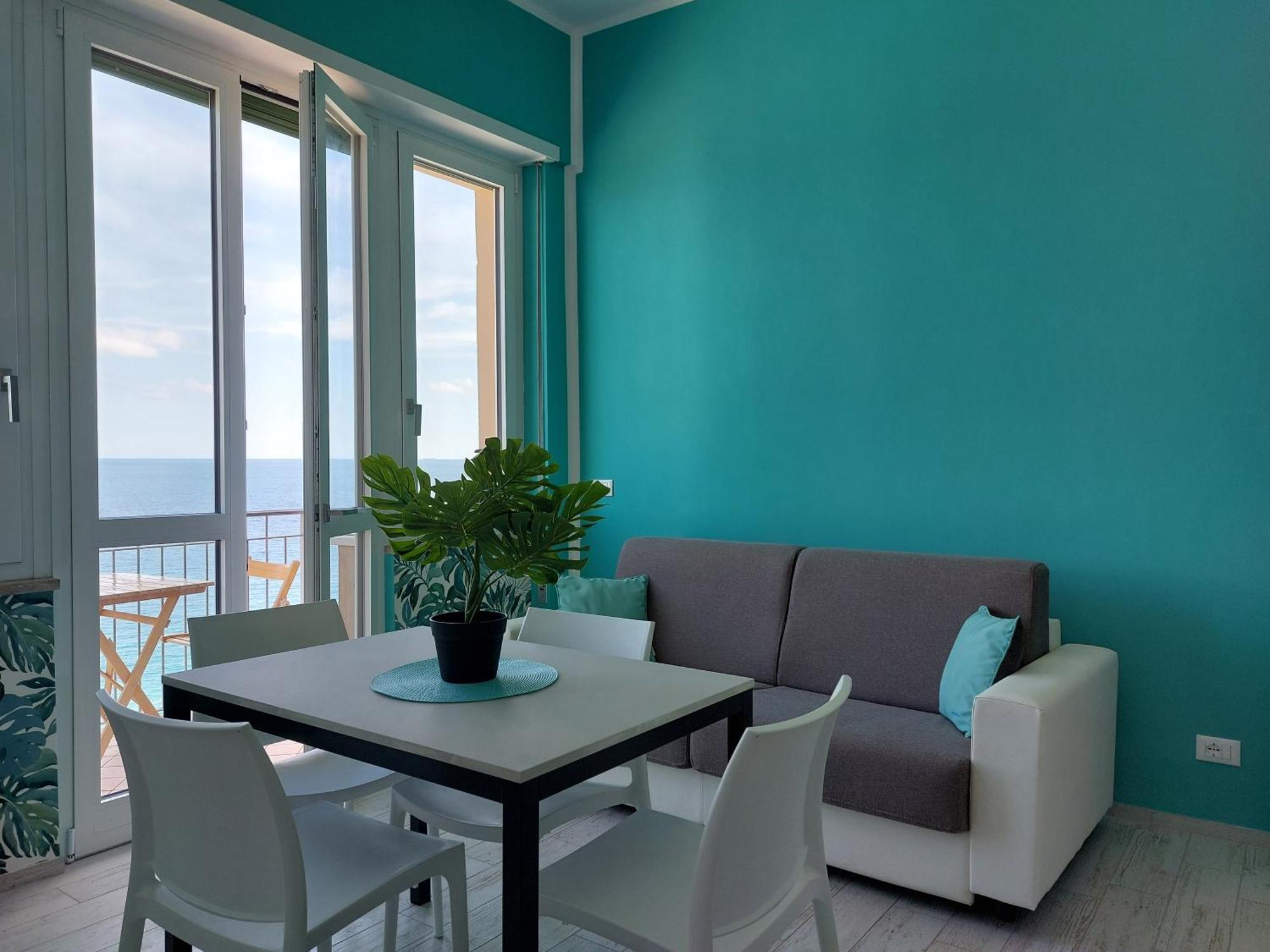 Una Finestra Sul Mare Home 1 Берджеджи Экстерьер фото